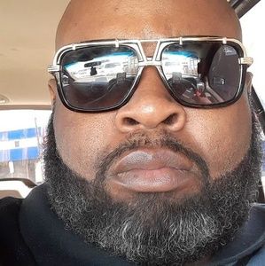 Meet your Posher, Tyrone